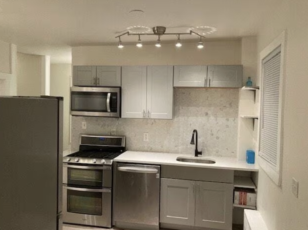 57 Oakridge Street, Unit A - Photo 5 of 6