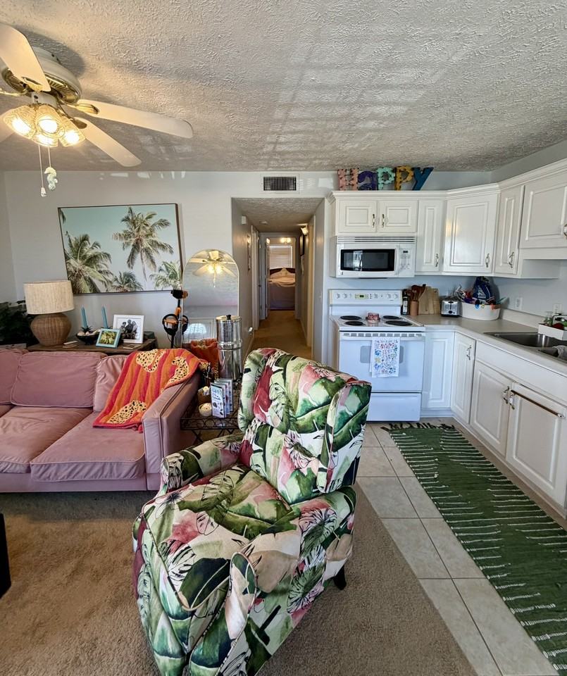 603 Dogwood St #D - Photo 6 of 22