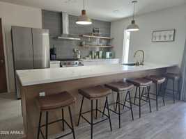 featured image of 1011 E Ash Dr