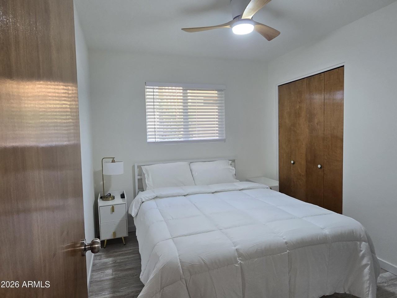 1011 E Ash Dr - Photo 7 of 11