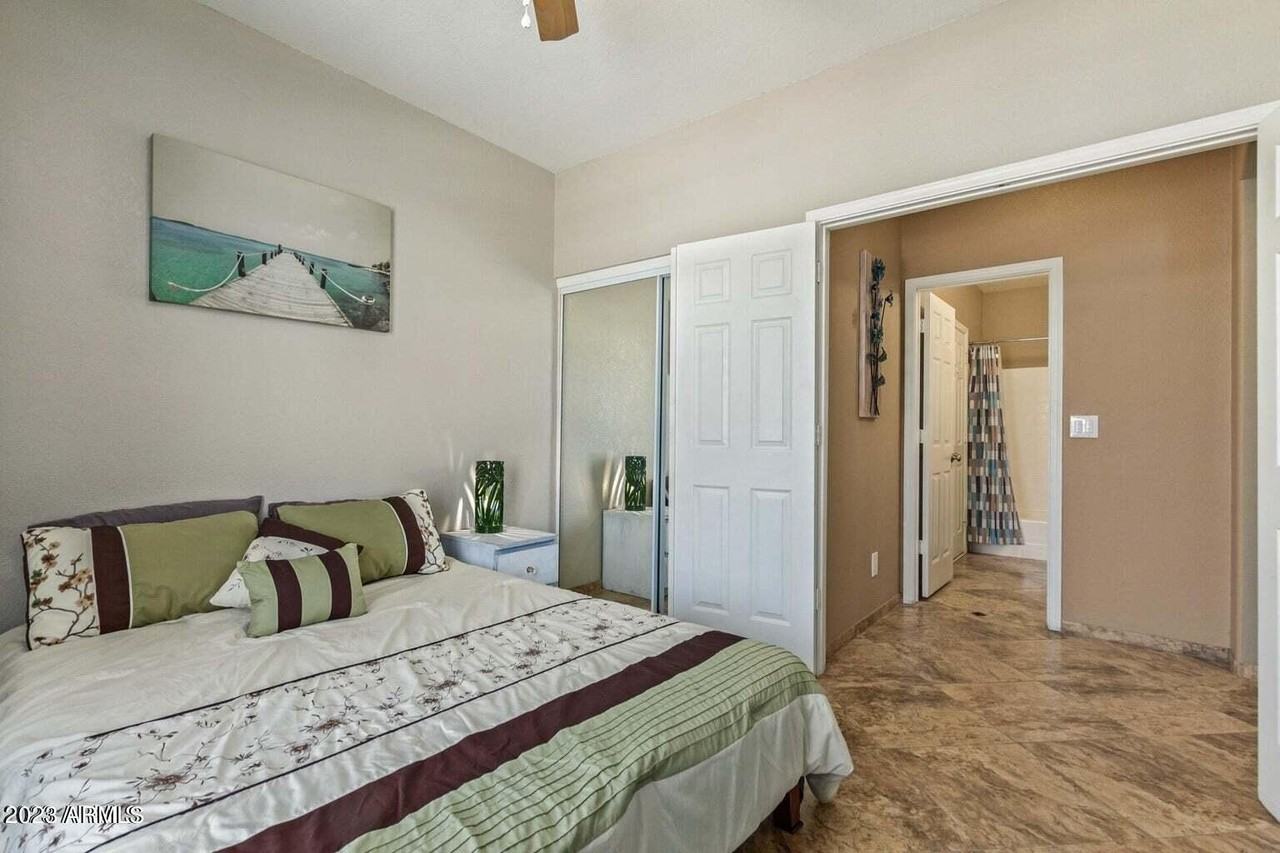 2683 W Ivanhoe St - Photo 4 of 12