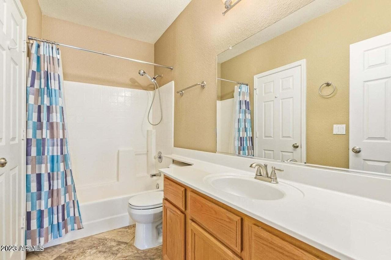 2683 W Ivanhoe St - Photo 7 of 12