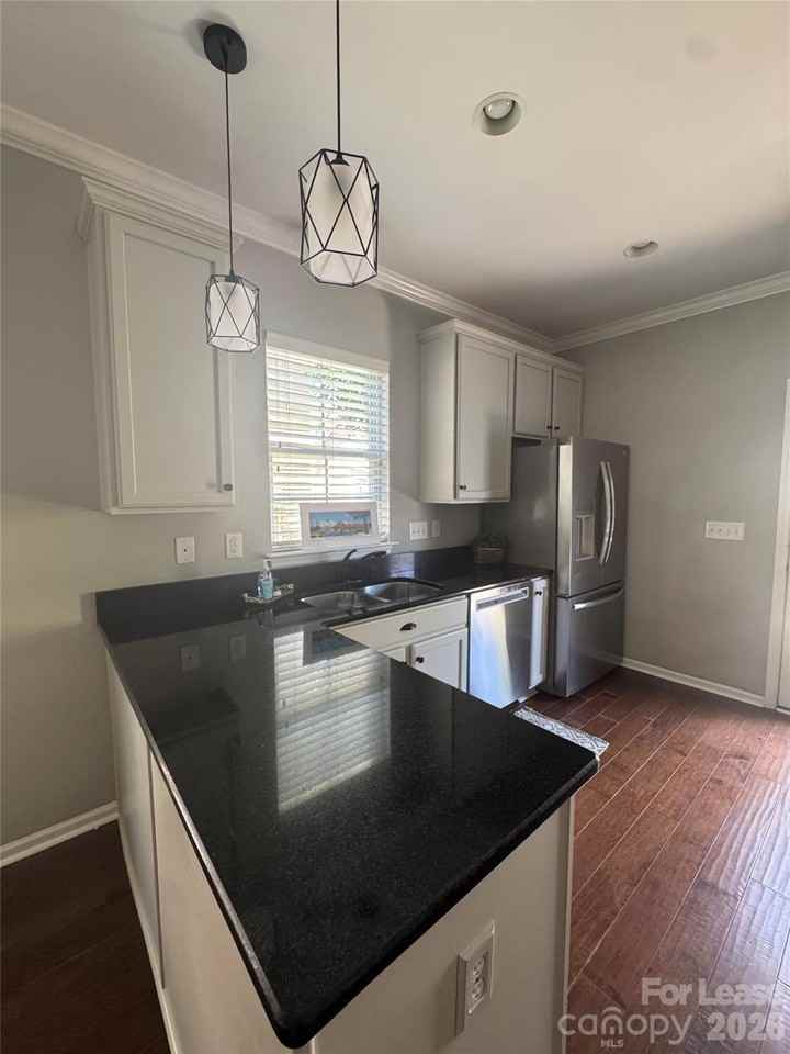 7118 Blakeney Greens Blvd - Photo 4 of 22