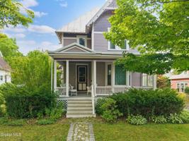 featured image of 121 Washington Ave #1