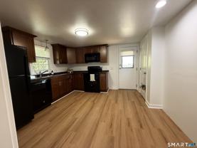 9 Brewer St #3 - Photo 1 of 1