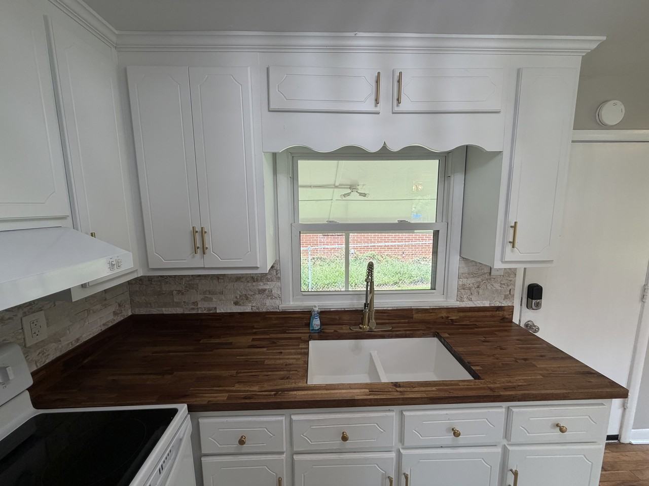 156 N Richmond St #1 - Photo 7 of 17
