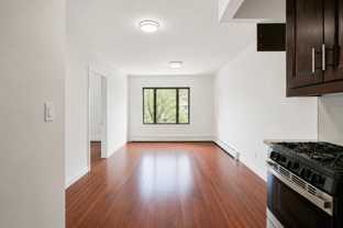 2120 Daly Ave - Photo 1 of 1