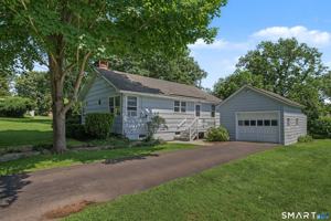 featured image of 37 Beach Ave