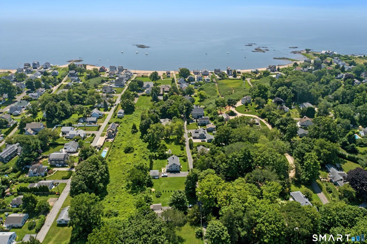37 Beach Ave - Photo 3 of 18