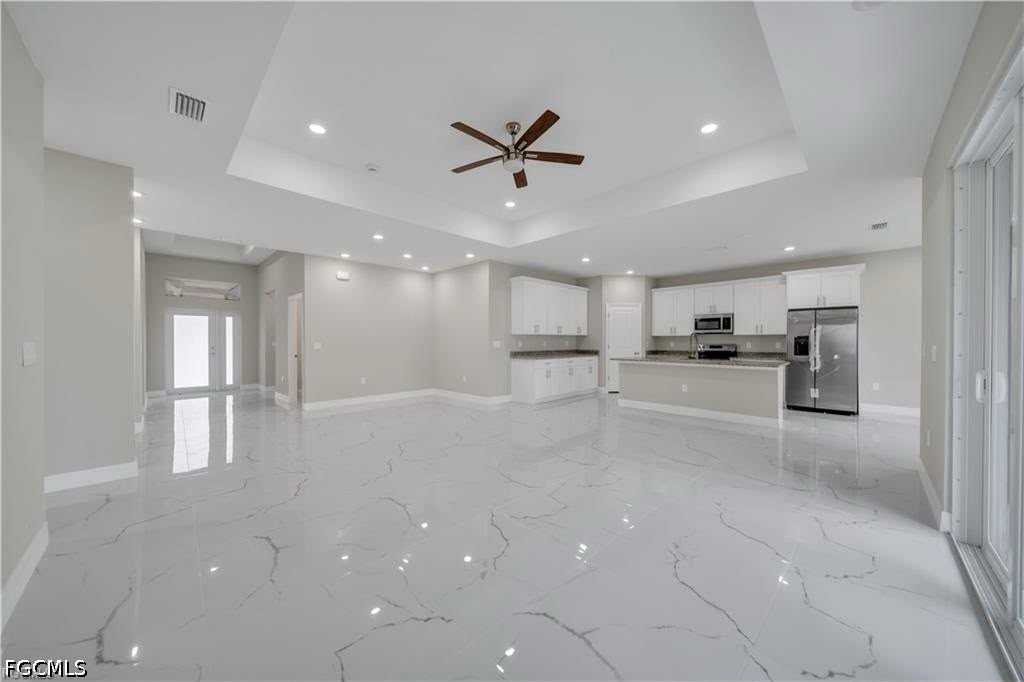 543 Mcarthur Blvd - Photo 4 of 27