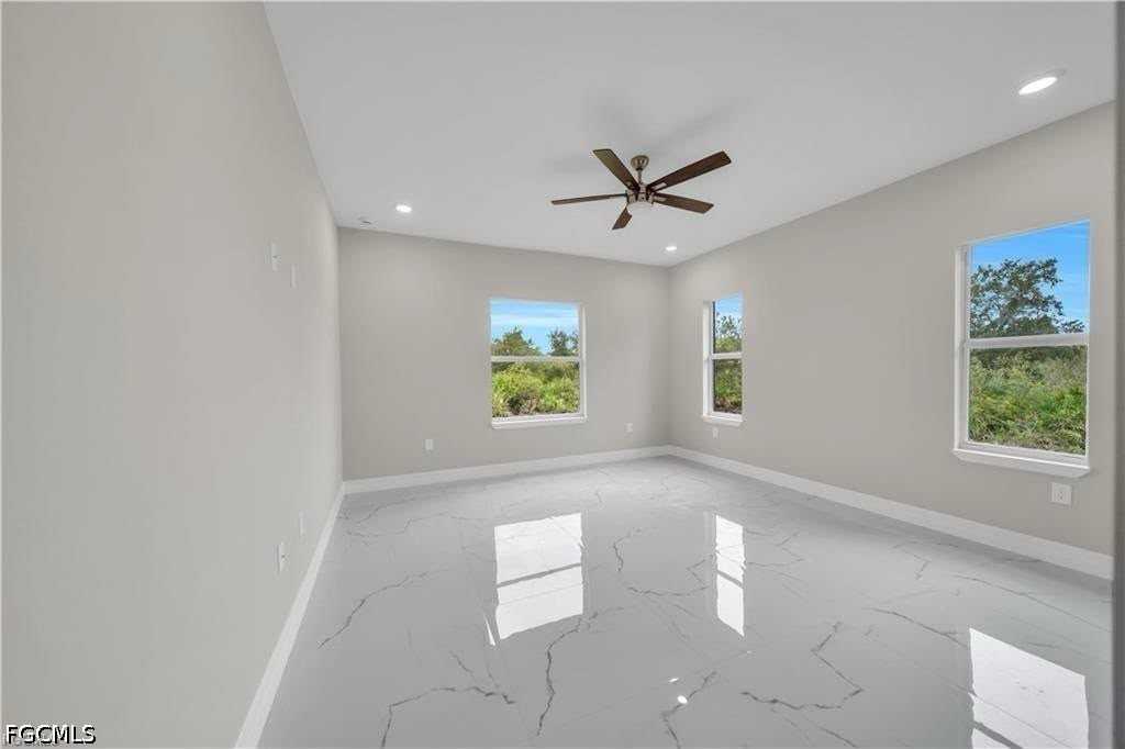543 Mcarthur Blvd - Photo 5 of 27
