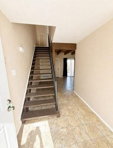 13313 Fruit Ave Ne #A - Photo 4 of 9