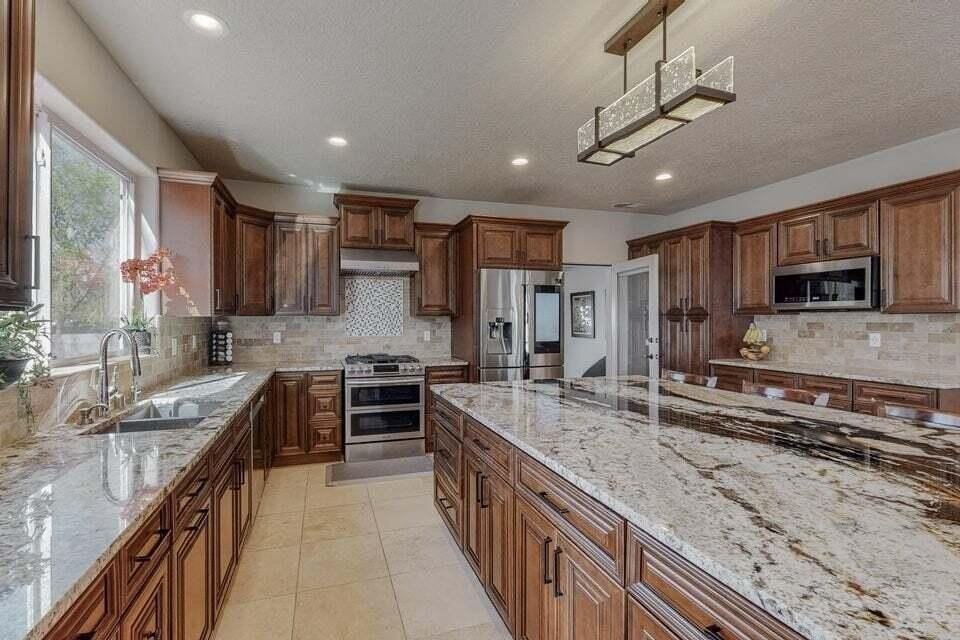 8804 Vallejo Pl Ne - Photo 5 of 14
