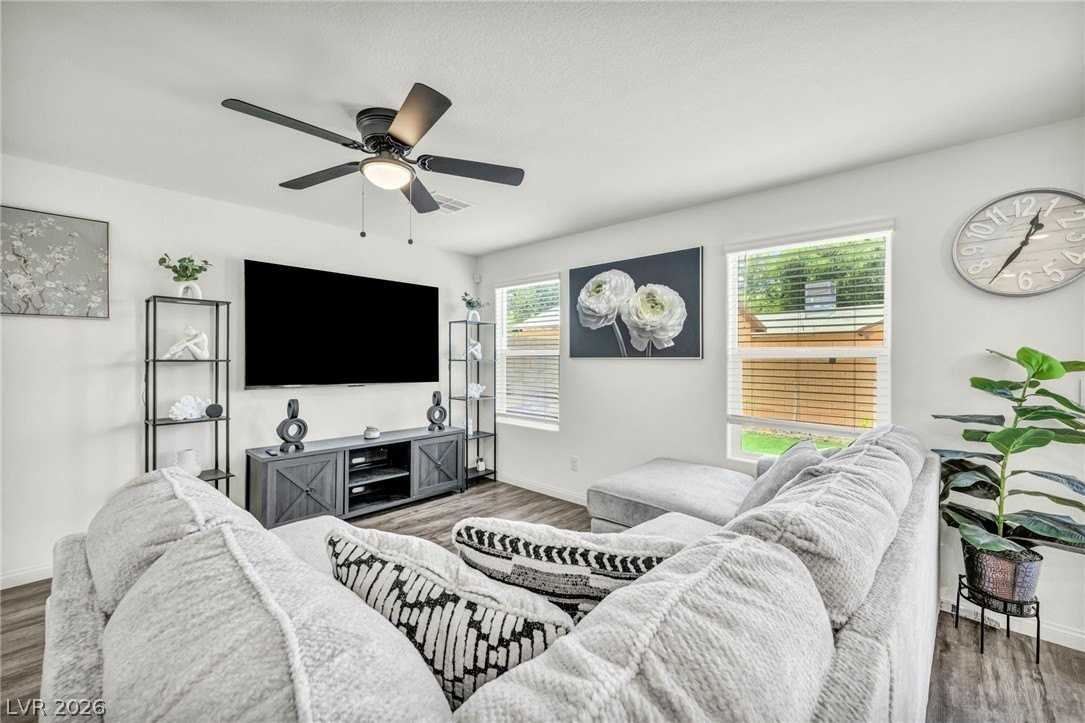 630 Harmony Rock Ave - Photo 2 of 50