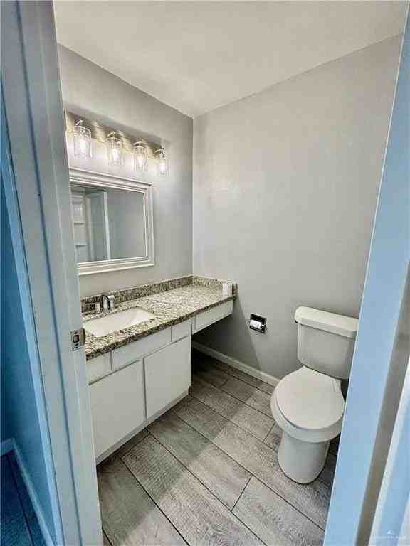 704 Continental Dr #2 - Photo 6 of 9
