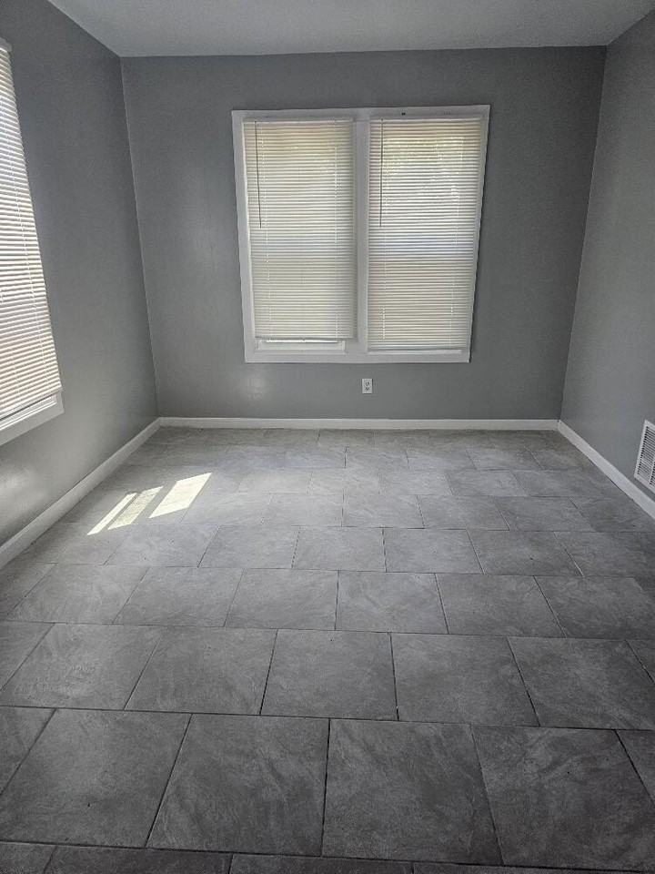 7733 E Forest Ave - Photo 4 of 13