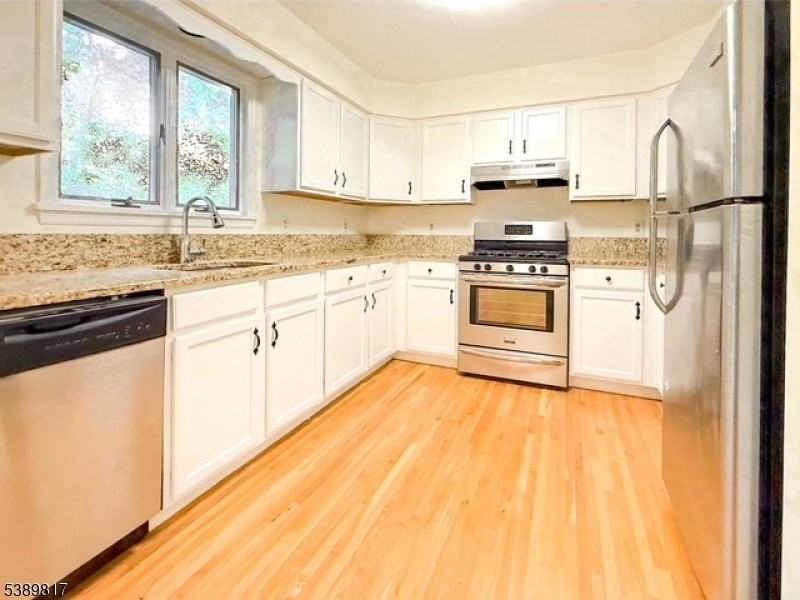 8 Magnolia Ct #8B - Photo 2 of 19