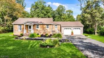 featured image of 1019 Brown Rd