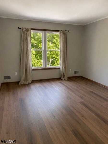 2 Colonial Ct - Photo 7 of 13
