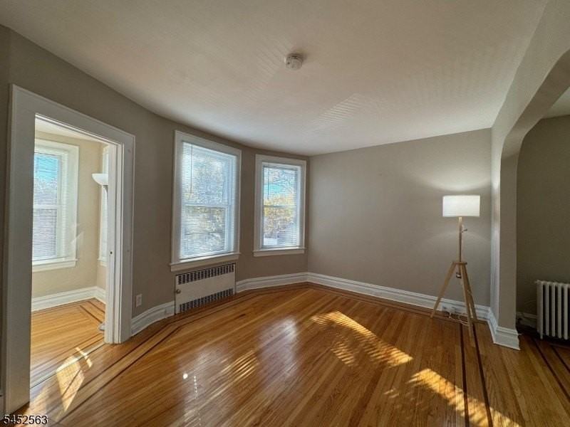 271 Davis Ave #2 - Photo 4 of 24
