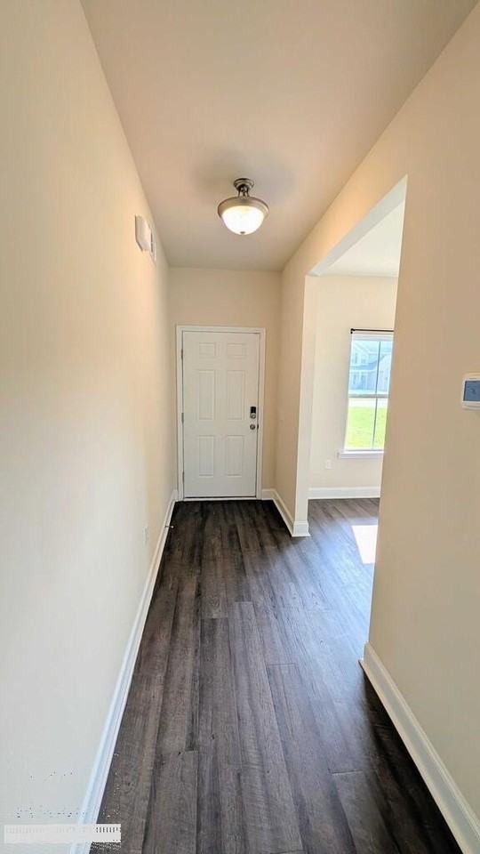 708 Mill Creek Cir - Photo 2 of 14