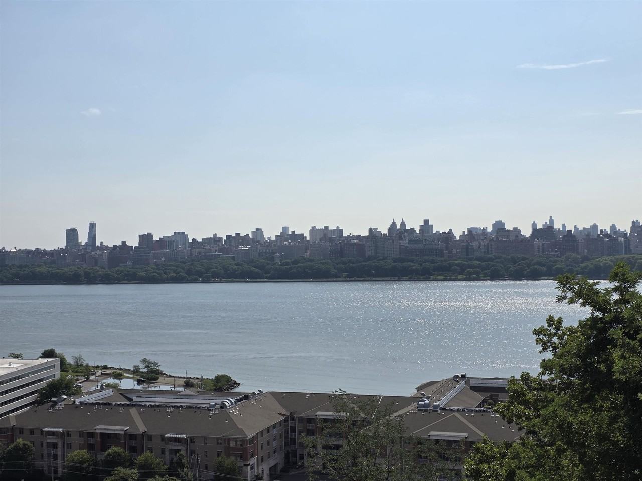 7430 Boulevard E #4A - Photo 3 of 30