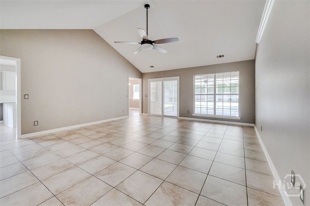 119 Mill Ct - Photo 6 of 39