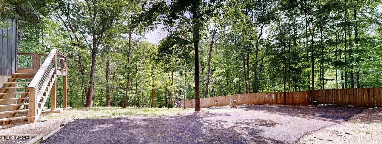 1709 Floyd Way - Photo 5 of 37