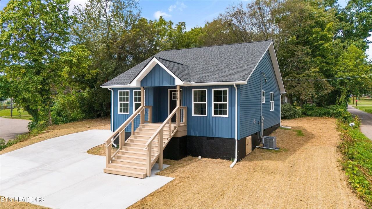 4131 Porter Ave - Photo 3 of 43