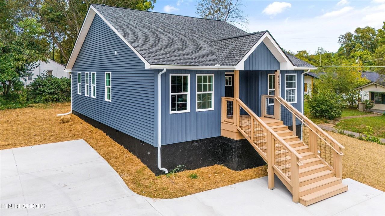 4131 Porter Ave - Photo 4 of 43