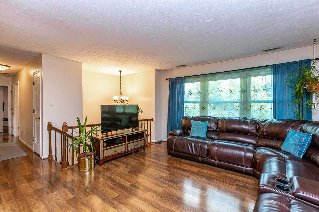 3008 Tuscaloosa Ln - Photo 4 of 41