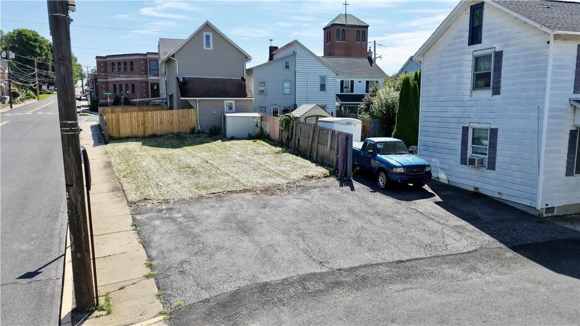 104 Washington St - Photo 4 of 29