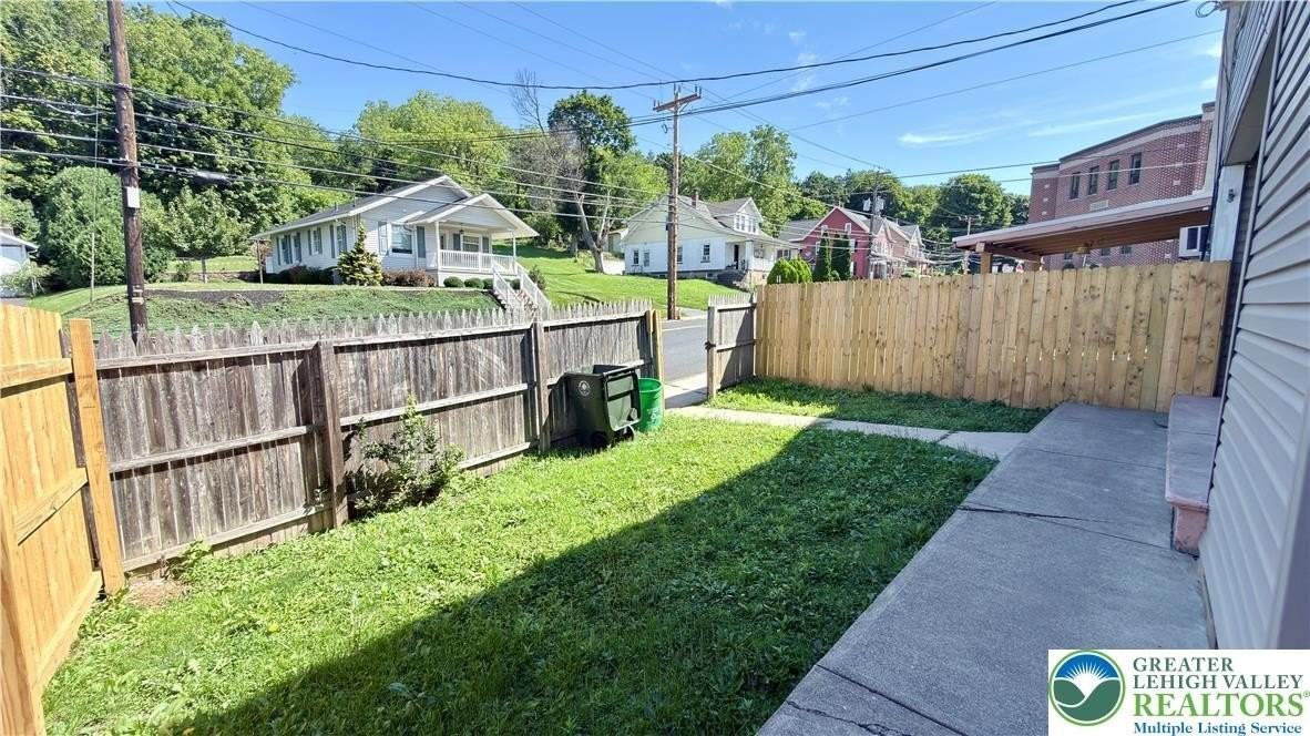 156 E Northampton St - Photo 7 of 24