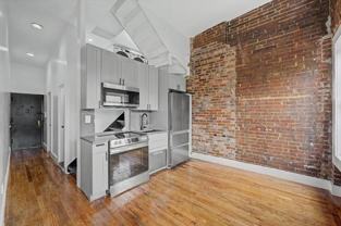 221 Mott St - Photo 1 of 1