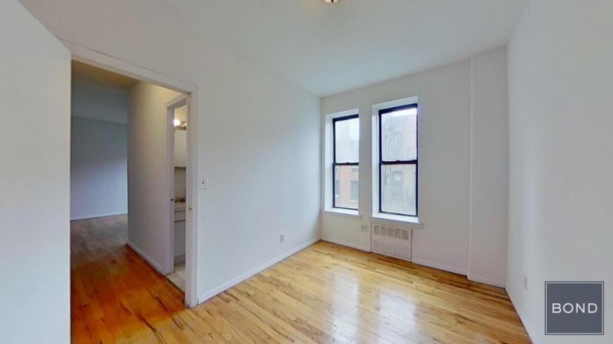 324 E 91st St - Photo 3 of 8