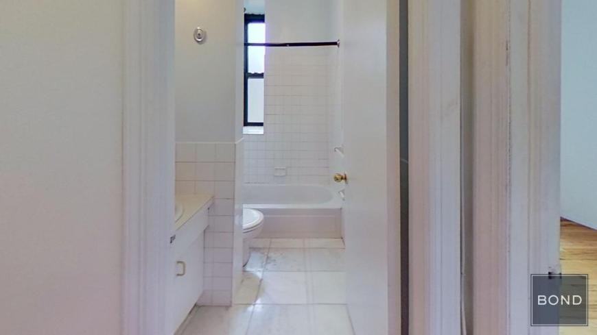 324 E 91st St - Photo 6 of 8