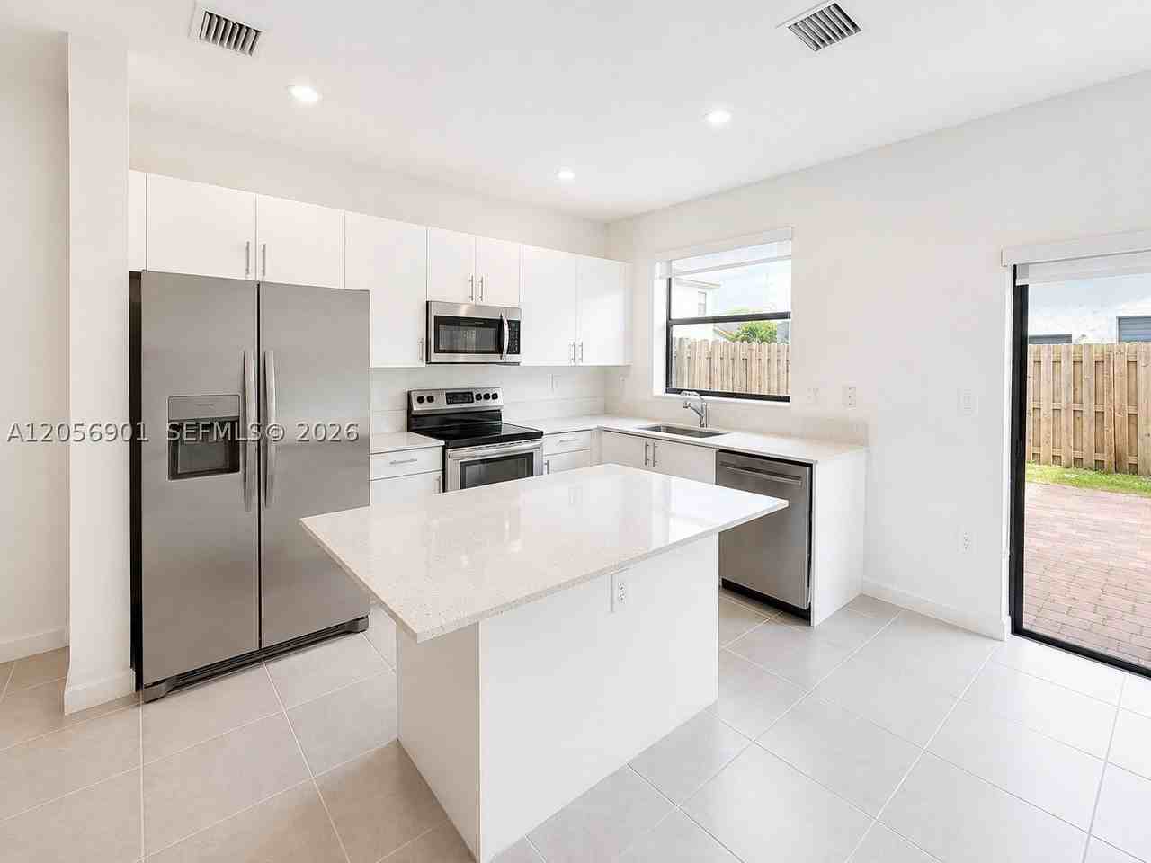 11846 Sw 246th Ln #11846 - Photo 2 of 15