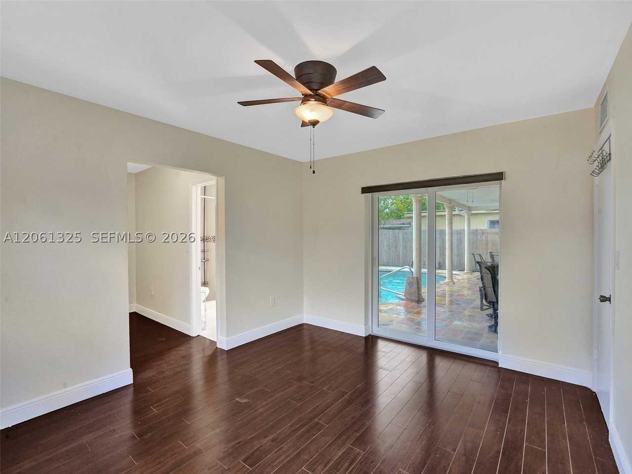 7600 Grandview Blvd - Photo 2 of 24