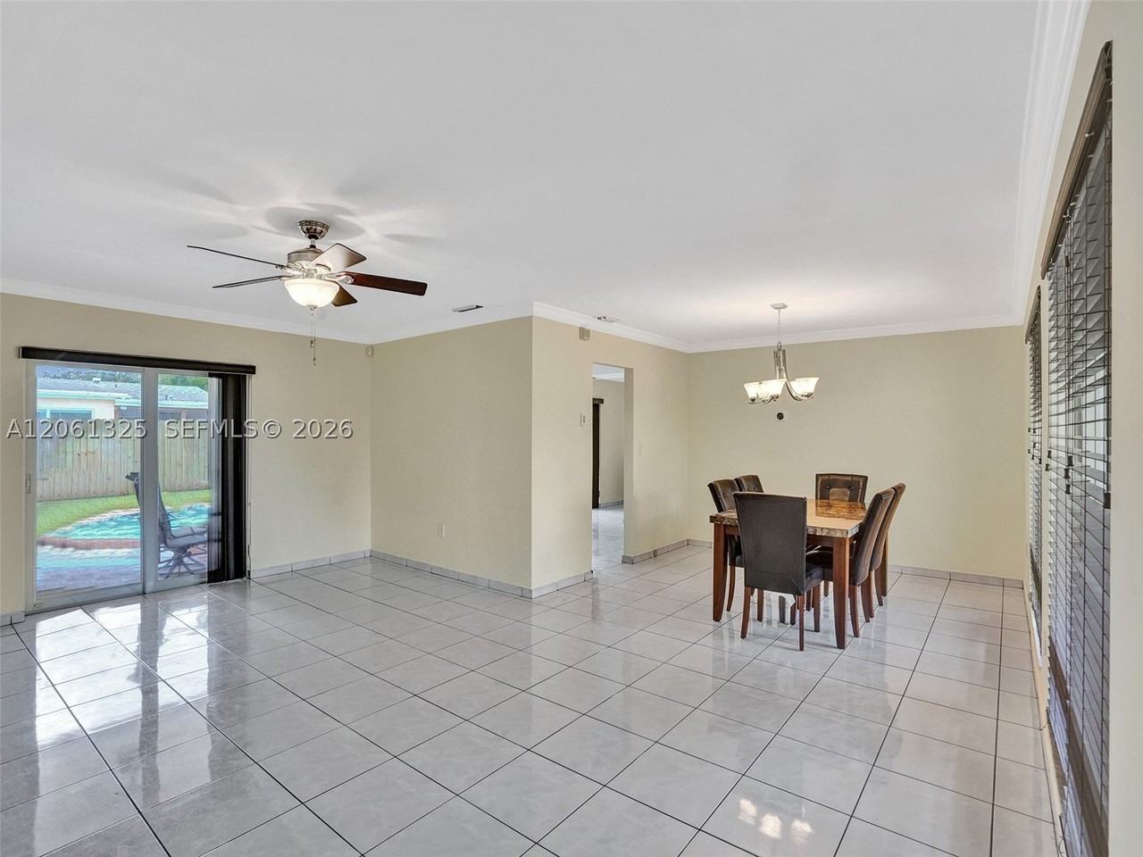 7600 Grandview Blvd - Photo 3 of 24