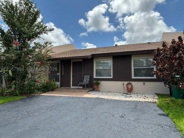 10953 Sw 122nd Ct - Photo 2 of 29