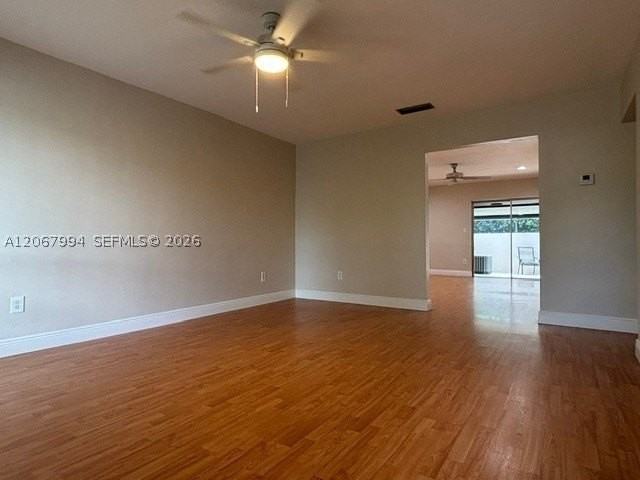 10953 Sw 122nd Ct - Photo 4 of 29
