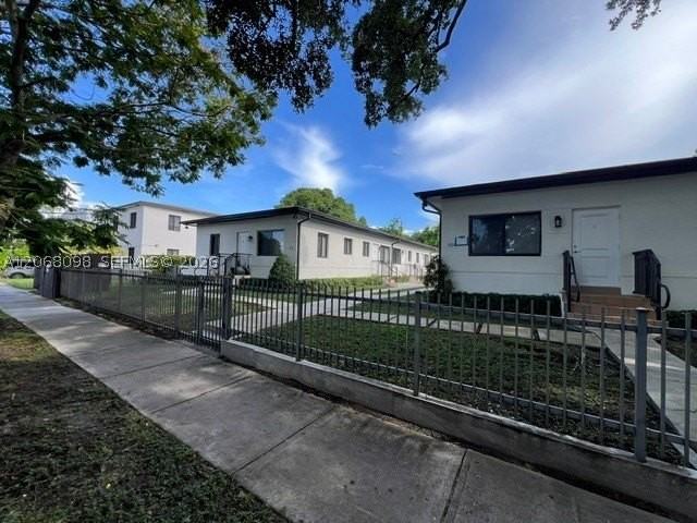2121 Sw 14th Ter #5 - Photo 2 of 13