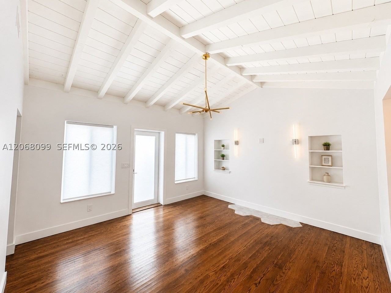 7825 Byron Ave - Photo 3 of 15