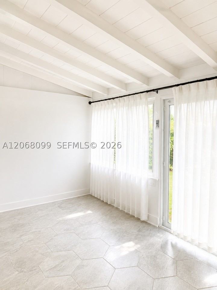7825 Byron Ave - Photo 7 of 15