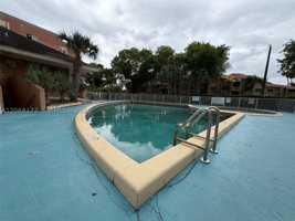 featured image of 17650 Nw 68th Ave #A2008