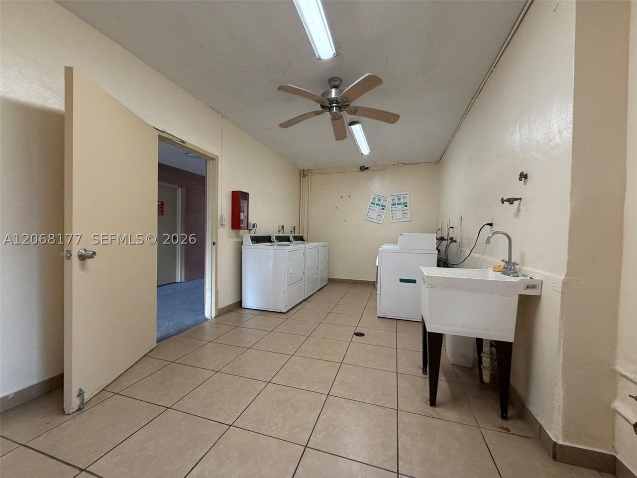 17650 Nw 68th Ave - Photo 5 of 25