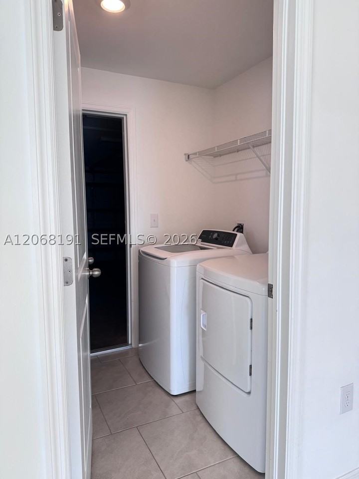 17711 Paradiso Way #17711 - Photo 7 of 8