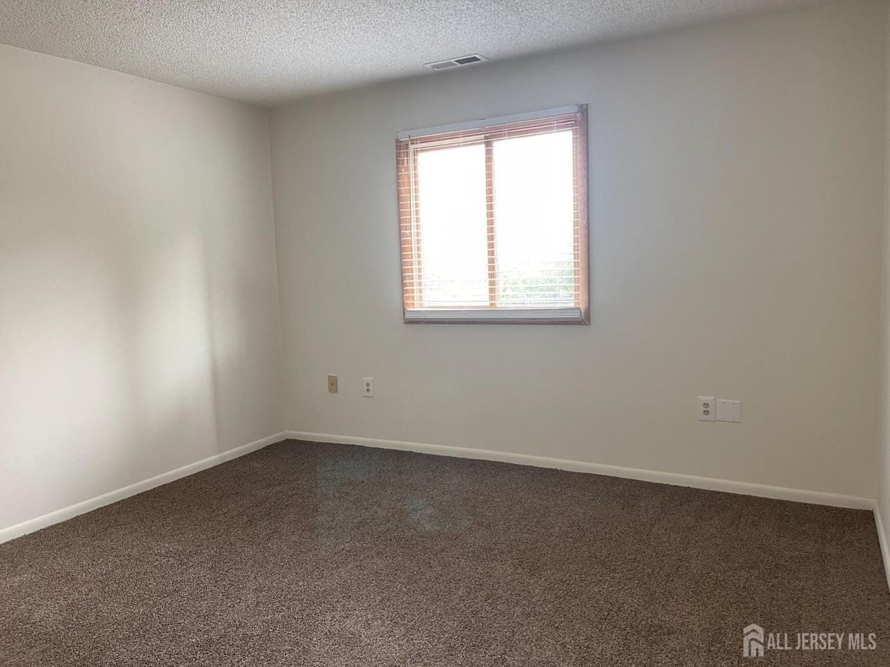 1216 Ravens Crest Dr - Photo 7 of 14