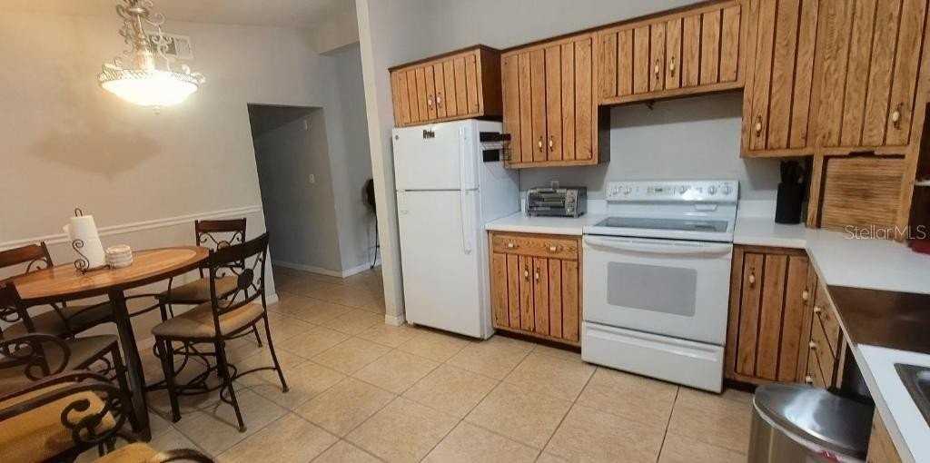 3530 Schwalbe Dr - Photo 7 of 39