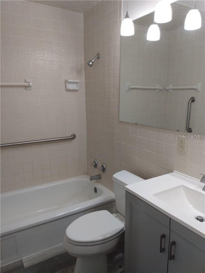 110 Orange Ave - Photo 6 of 7